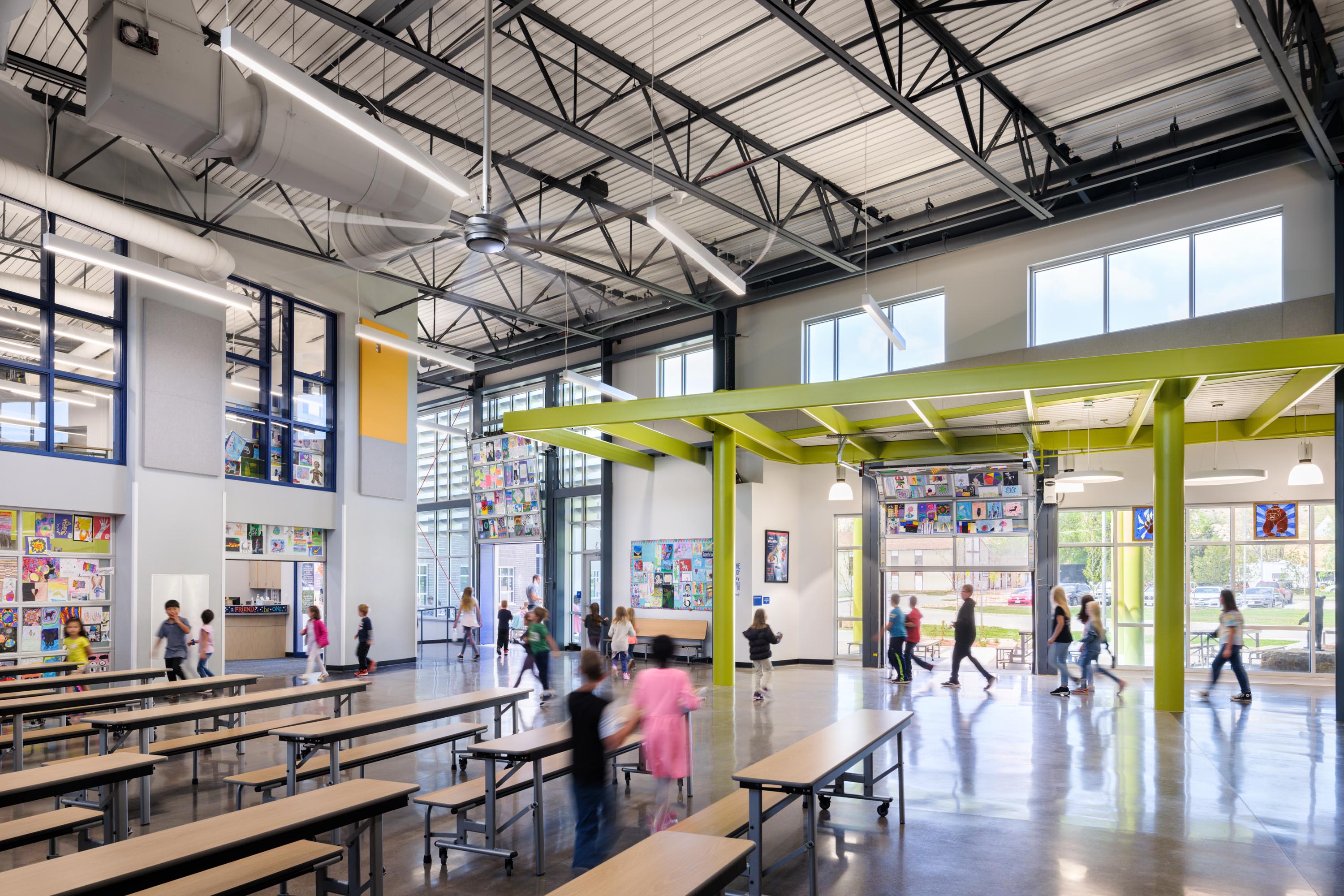 WashingtonElem Interior Photo Cafeteria 1