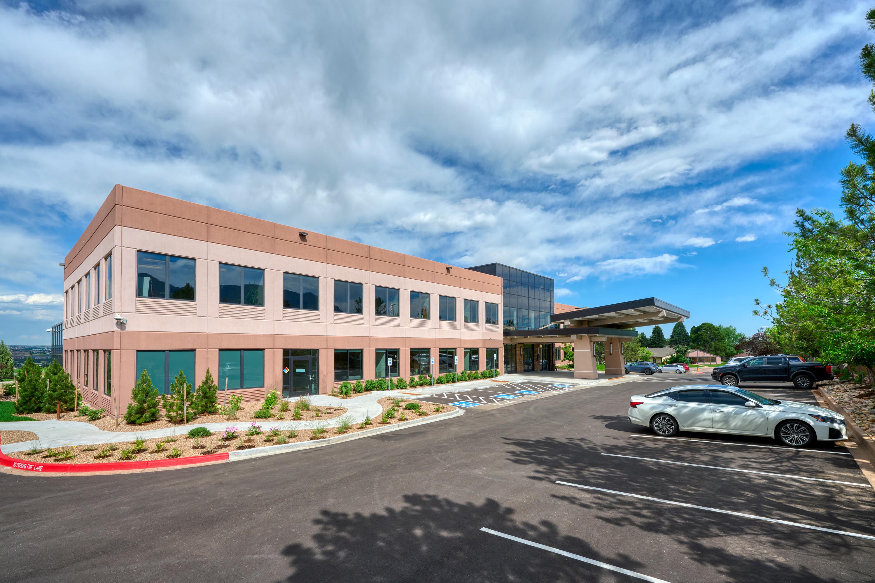 pikes peak hospice exterior photo front 1 3Kx2K