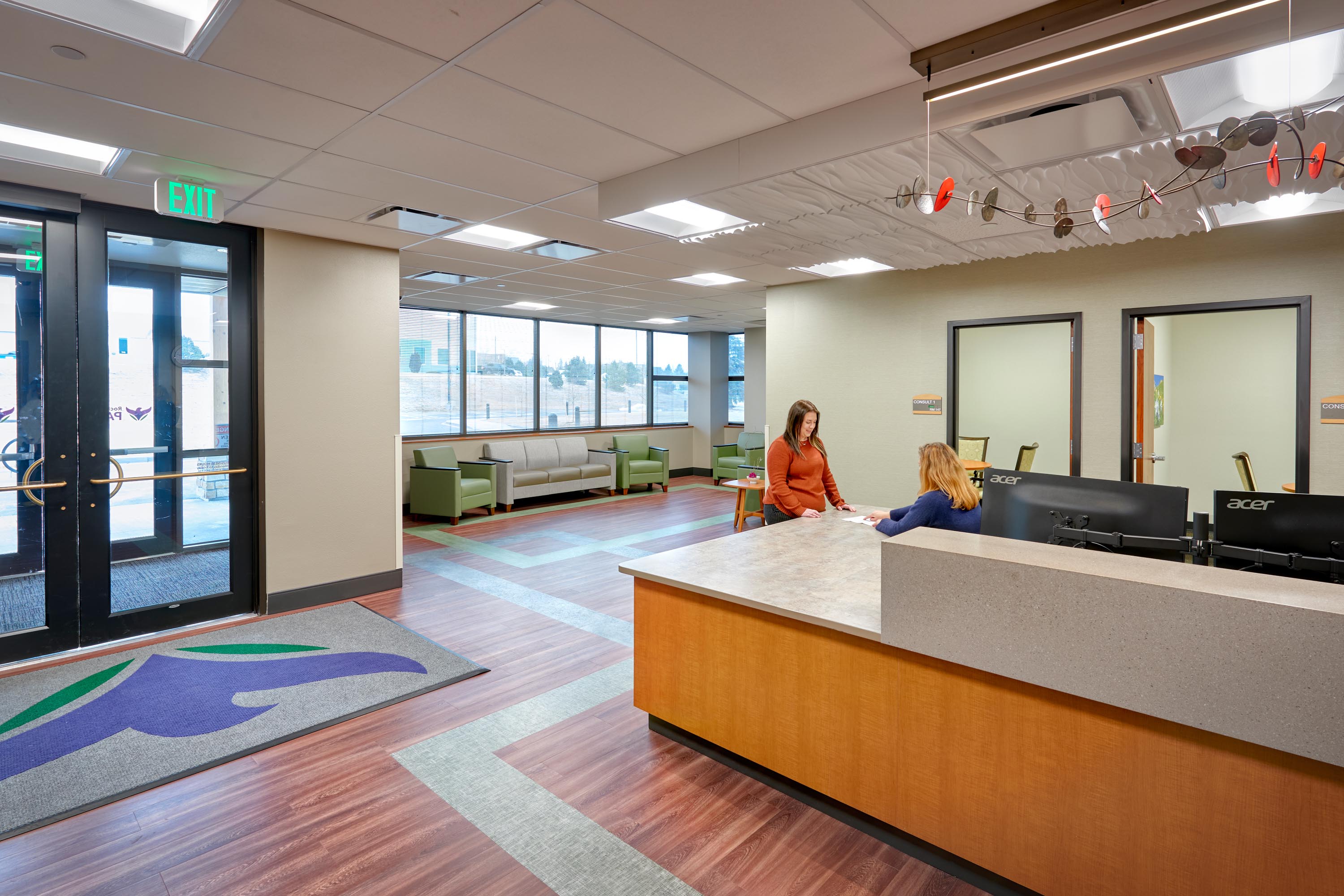 rmhc pace interior photo front reception w people 3Kx2K