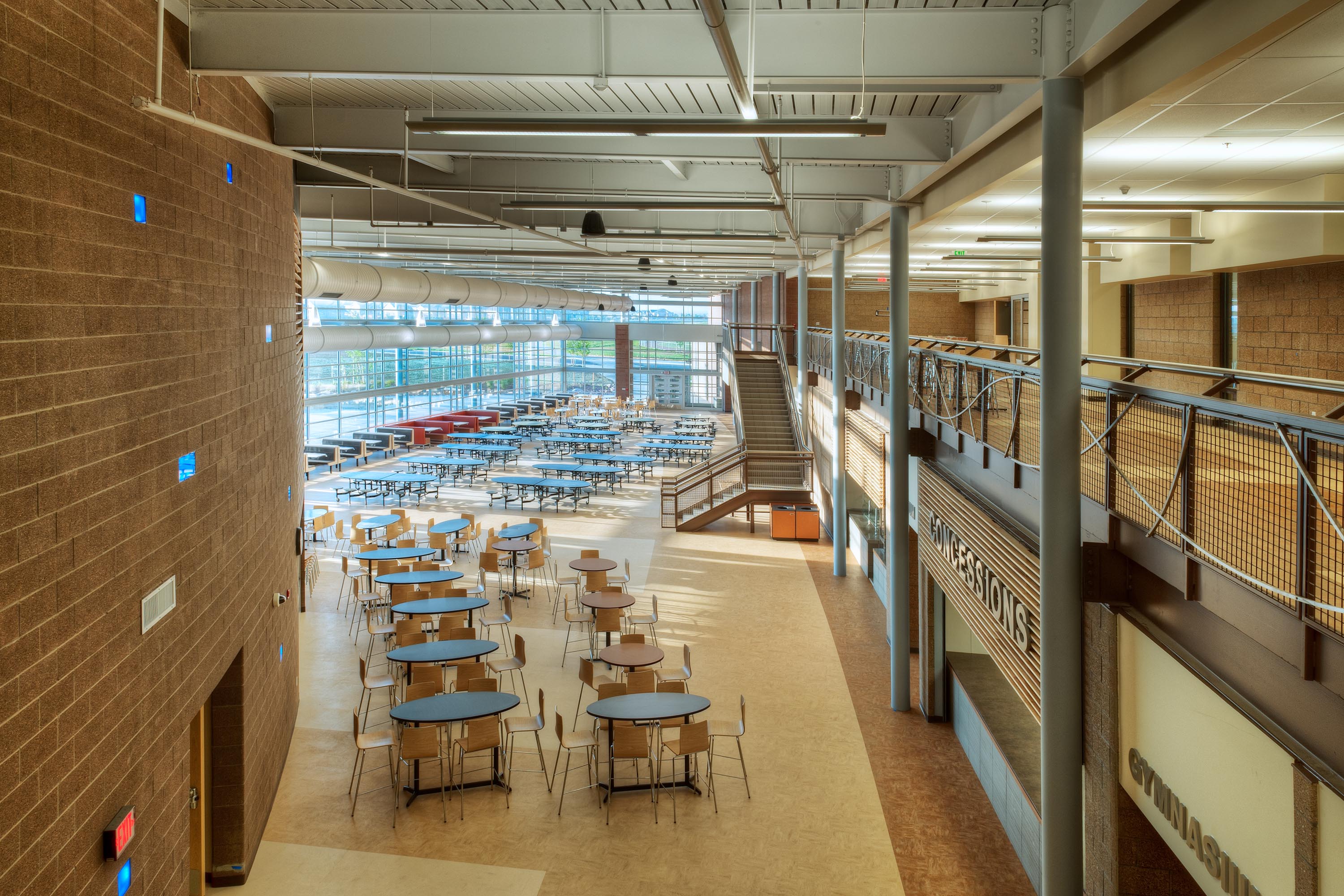 VistaPeak Interior Photo Cafeteria 01