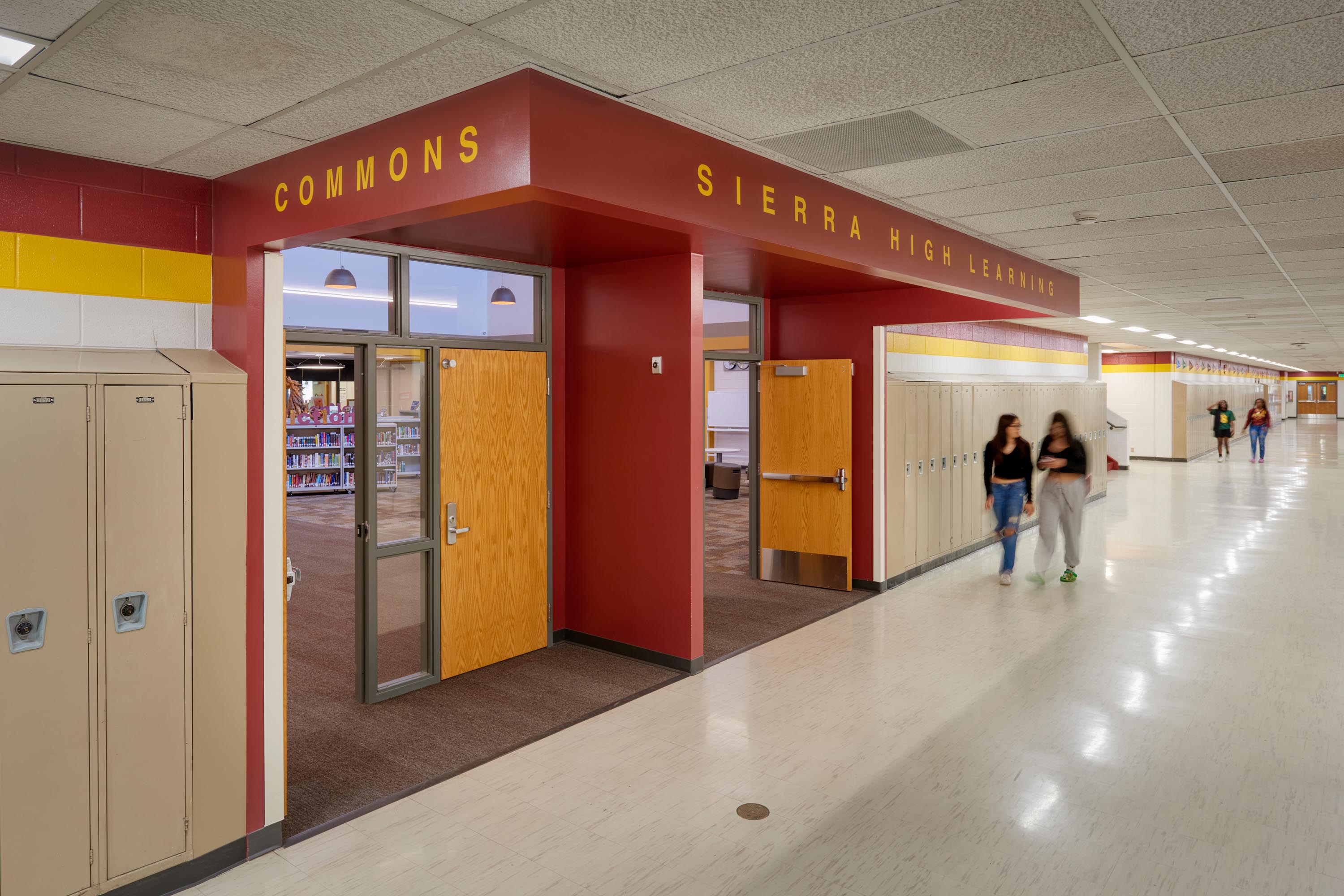 sierra hs interior photo learning commons 5 3Kx2K